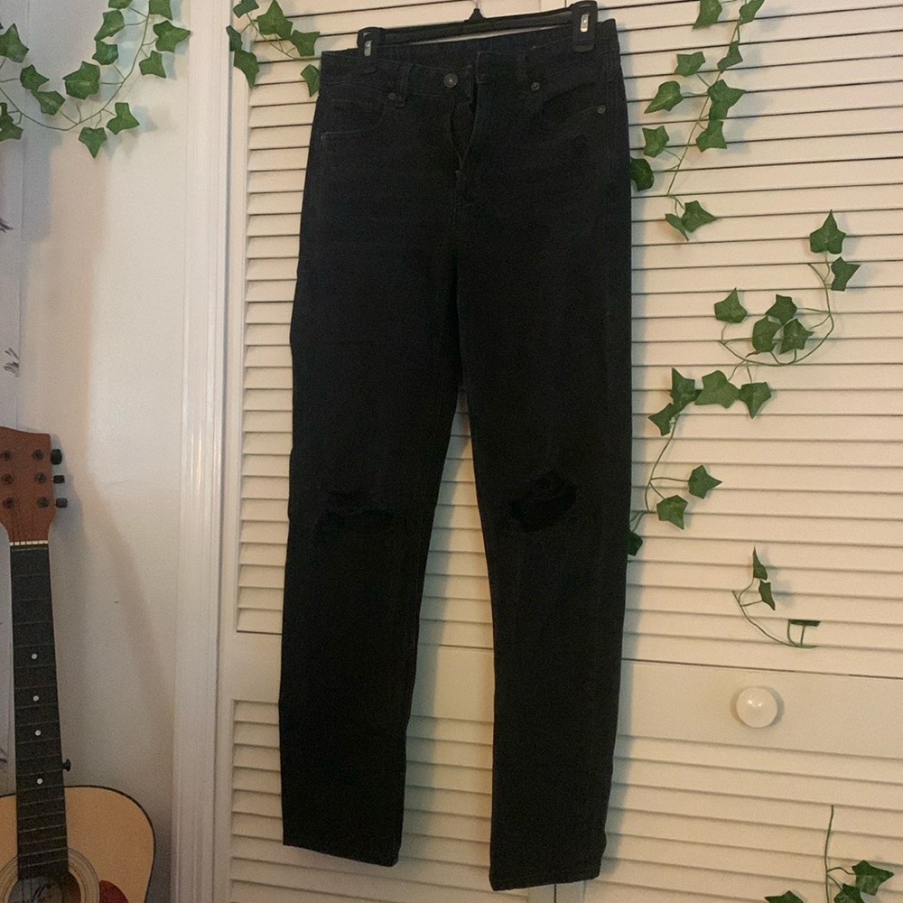 American Eagle ripped jeans